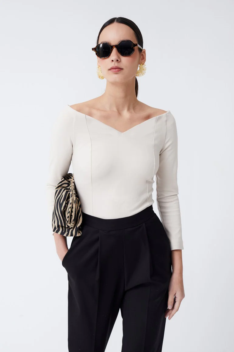 TOP CORAZON BEIGE