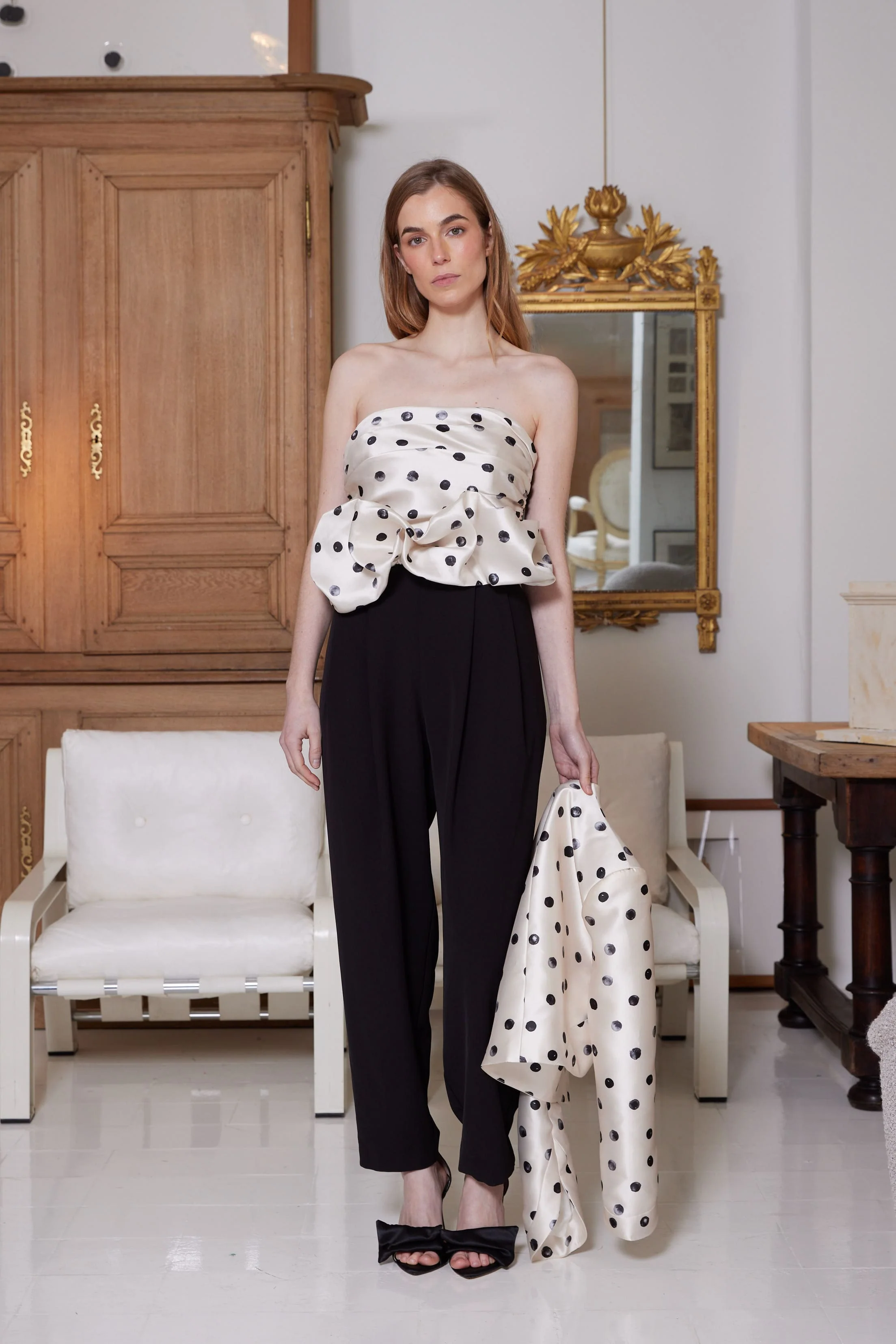 MONO ST.005 NEGRO