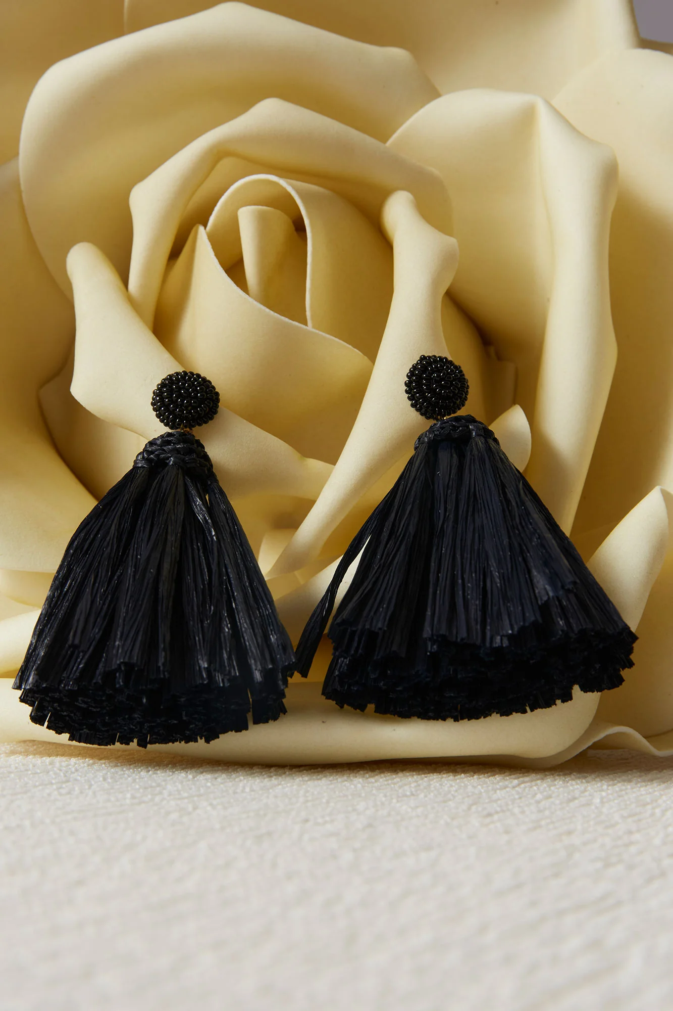 PENDIENTES BORLINA NEGRO