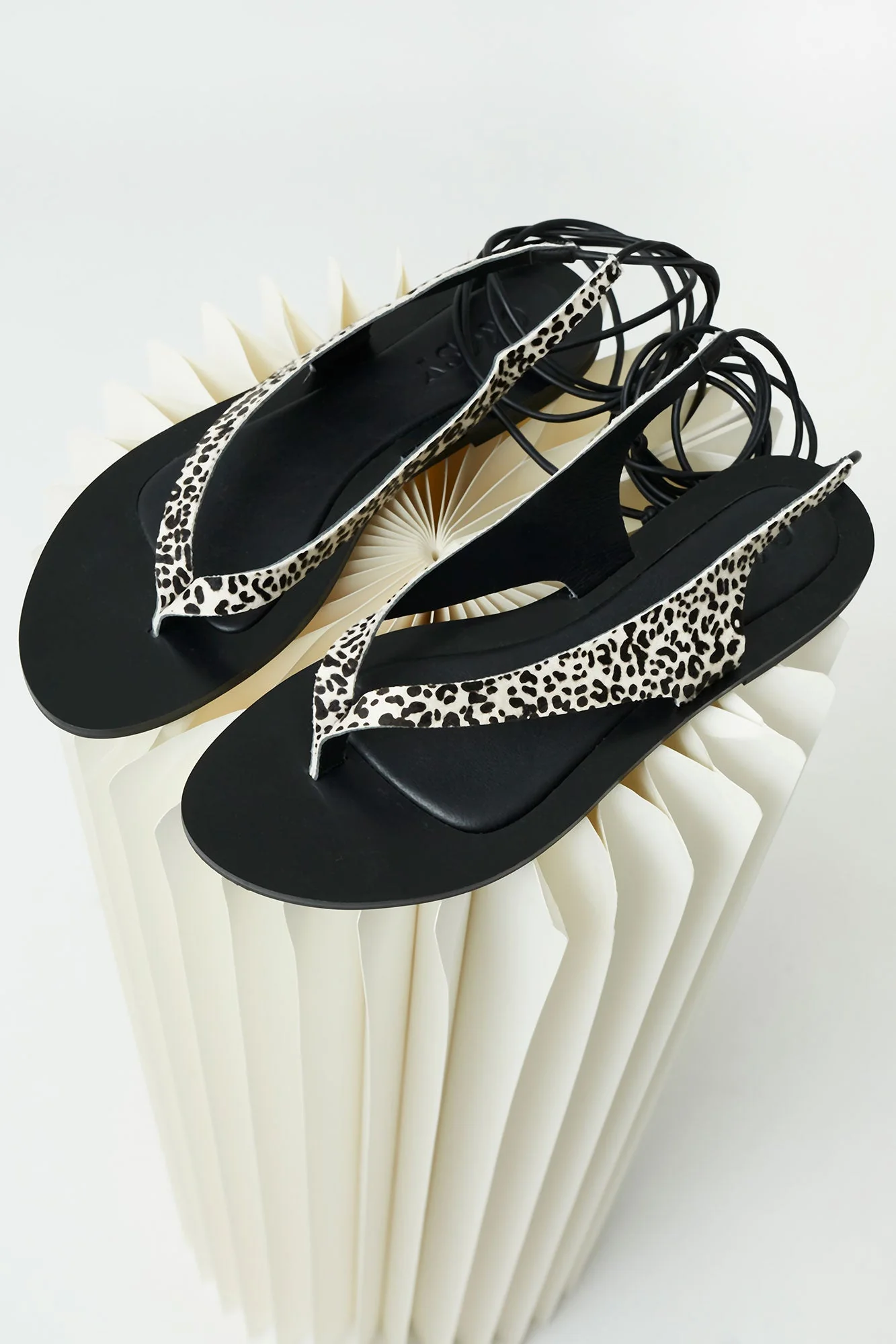 SANDALIAS VALETA NEGRO/BLANCO