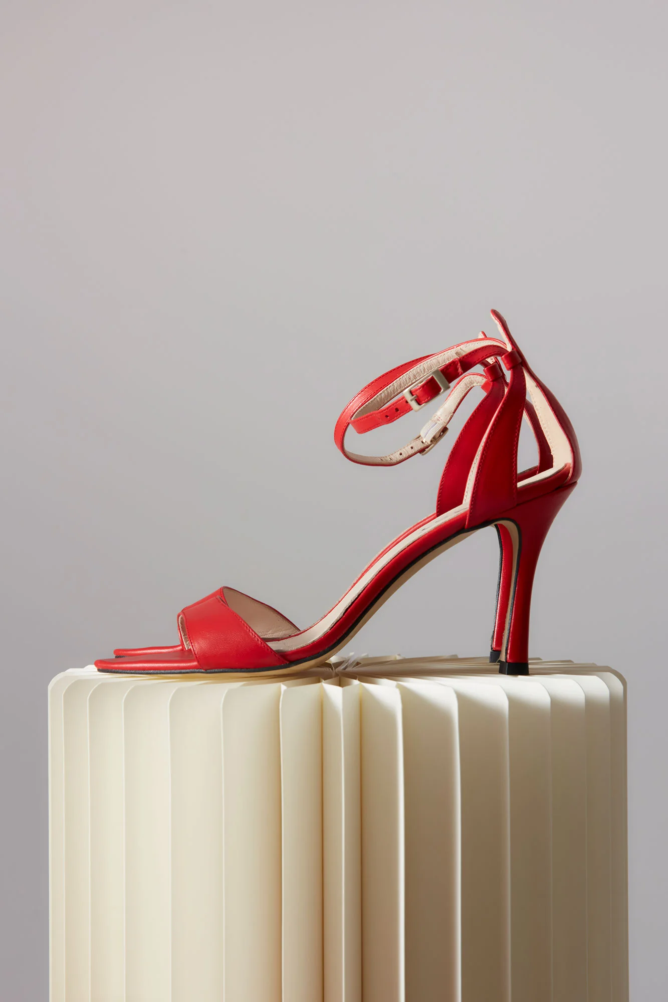 SANDALIAS PIEL ROJO