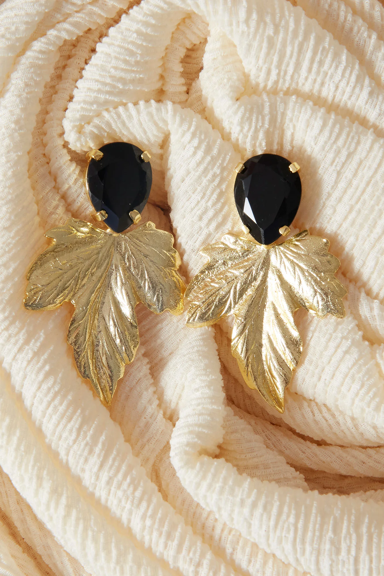 PENDIENTES ANTARES NEGRO