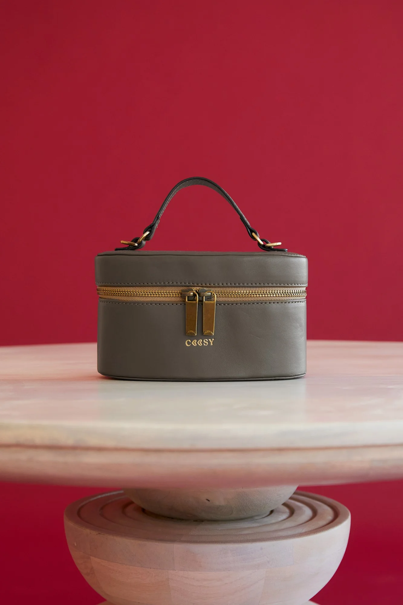 BOLSO COFRE MARRON